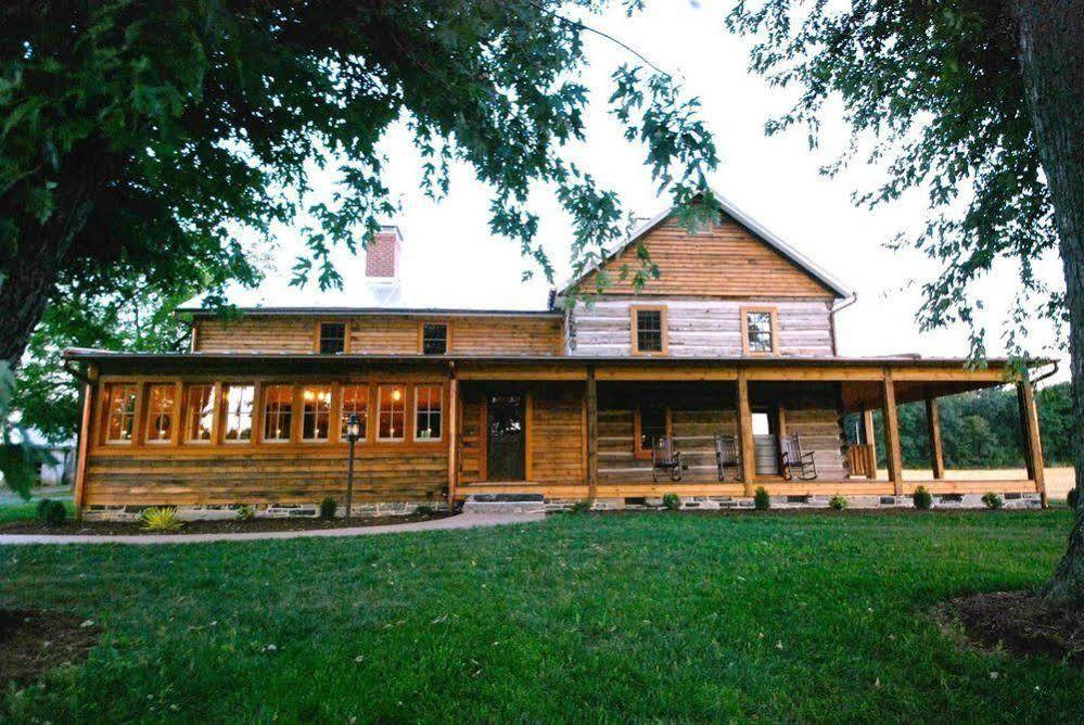 Silver Lake Bed And Breakfast (Adults Only) Harrisonburg Dış mekan fotoğraf